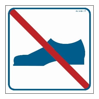 RA506 Zakaz używania obuwia